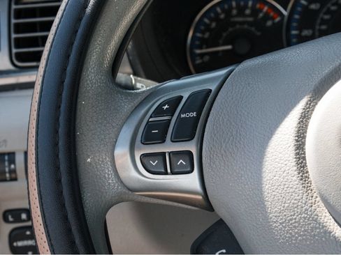 Used 2012 Subaru Forester 2.5X Premium AWD/4WD image 14