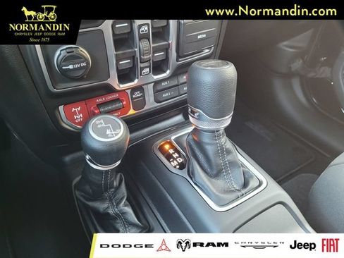 New 2026 Jeep Gladiator Mojave AWD/4WD image 12