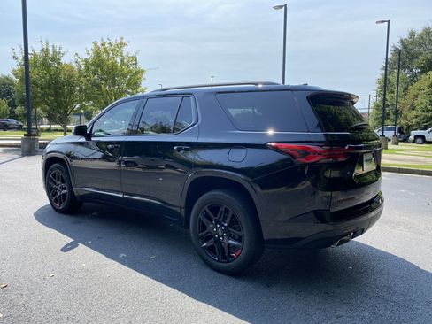 Used 2023 Chevrolet Traverse Premier w/ Redline Edition FWD image 7