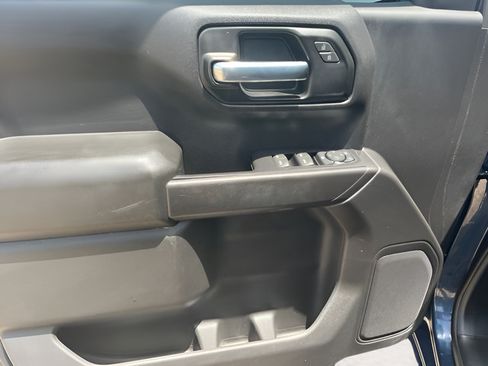 Used 2021 Chevrolet Silverado 1500 Custom RWD image 12