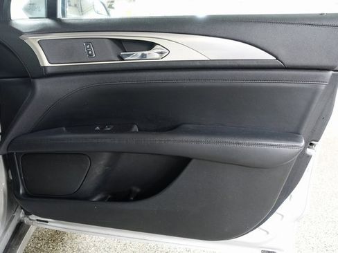 Used 2018 Lincoln MKZ Premiere image 23