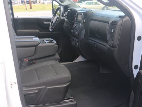 Used 2025 Chevrolet Silverado 2500 Custom w/ Custom Value Package AWD/4WD image 25