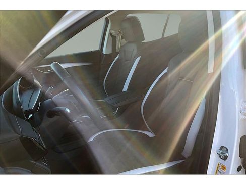 Used 2025 Buick Envision Sport Touring image 20