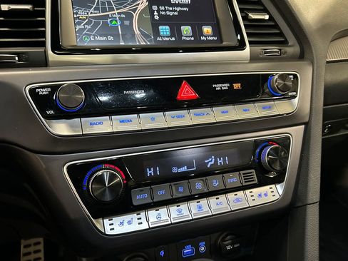 Used 2019 Hyundai Sonata Limited image 18