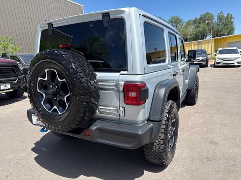 Used 2022 Jeep Wrangler Unlimited Rubicon 4xe w/ Cold Weather Group AWD/4WD image 7