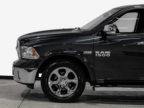 Used 2016 RAM 1500 Laramie w/ Convenience Group AWD/4WD image 10