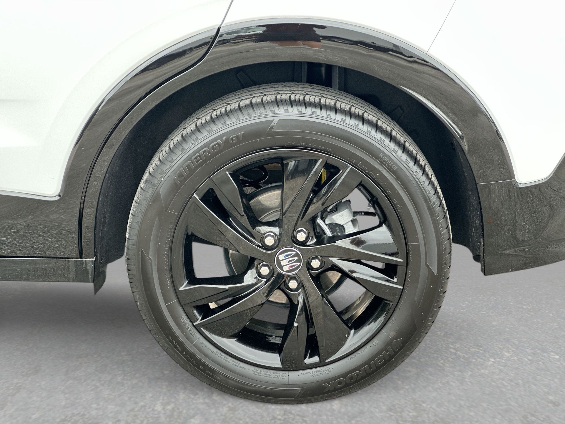 Certified 2025 Buick Encore GX Sport Touring w/ Advanced Technology Package FWD image 31