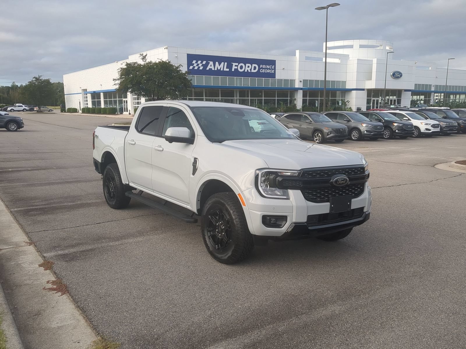 Used 2026 Ford Ranger Lariat w/ FX4 Off-Road Package AWD/4WD image 1