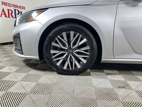 Used 2023 Nissan Altima 2.5 SV image 25