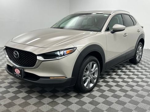 Used 2024 MAZDA CX-30 AWD 2.5 S w/ Premium Package image 3