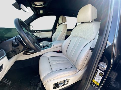 Used 2024 BMW X7 xDrive40i w/ Executive Package AWD/4WD image 22
