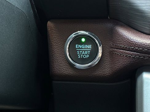 Certified 2023 Ford Expedition Limited image 23