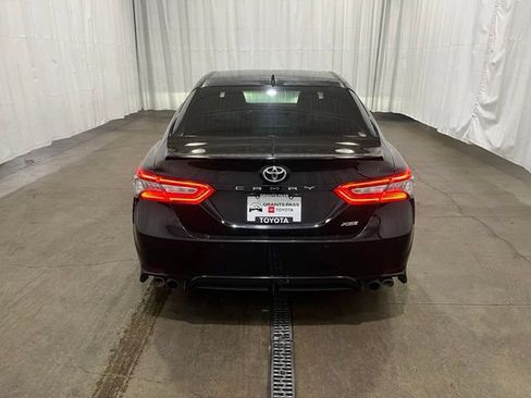 Certified 2018 Toyota Camry XSE w/ Driver Assist Package FWD image 4