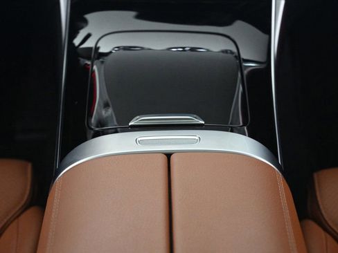 Used 2023 Mercedes-Benz C 300 Sedan image 14