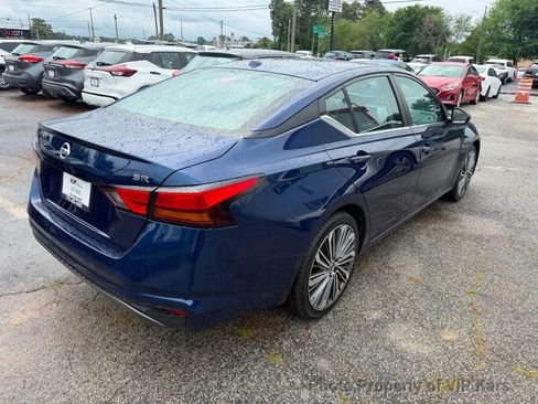 Used 2019 Nissan Altima 2.5 SR FWD image 5