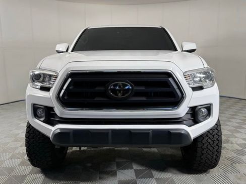 Used 2021 Toyota Tacoma SR5 RWD image 7