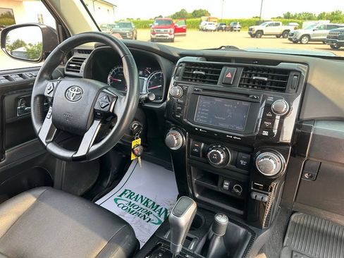 Used 2019 Toyota 4Runner TRD Pro AWD/4WD image 32