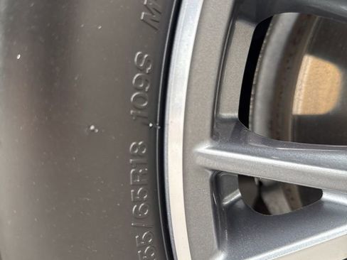 Used 2025 Chevrolet Traverse LT image 34