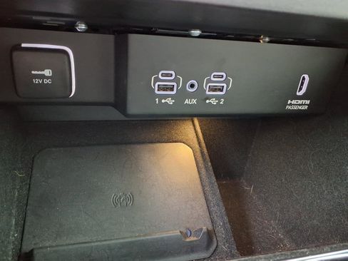 Used 2022 Jeep Wagoneer Series III w/ Convenience Group I AWD/4WD image 8