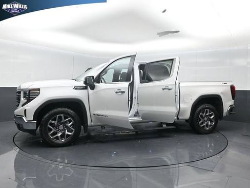Used 2025 GMC Sierra 1500 SLT w/ SLT Premium Package AWD/4WD image 28