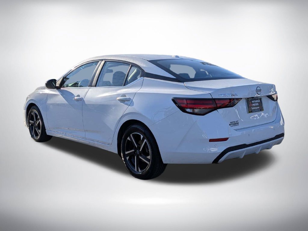 Used 2024 Nissan Sentra SV FWD image 6