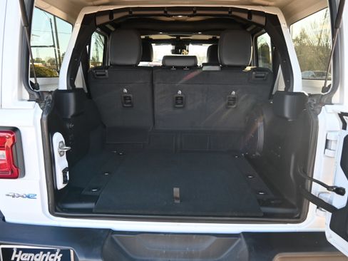 Used 2024 Jeep Wrangler Sahara w/ Technology Group image 33