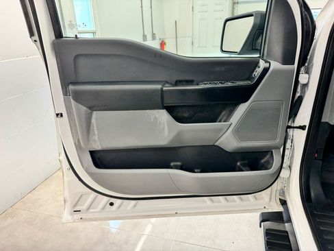 Used 2022 Ford F150 Lightning Pro AWD/4WD image 9