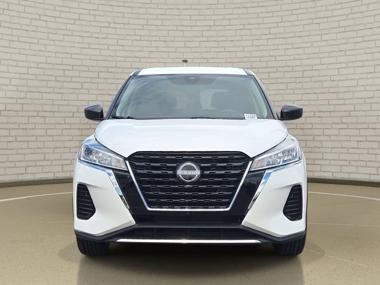 Used 2024 Nissan Kicks S FWD image 2