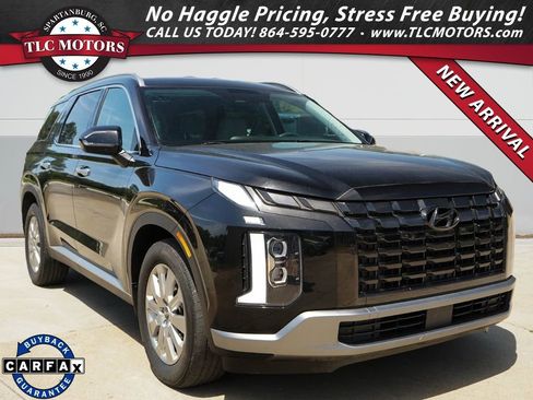 Used 2023 Hyundai Palisade SEL w/ Winter Package AWD/4WD image 1