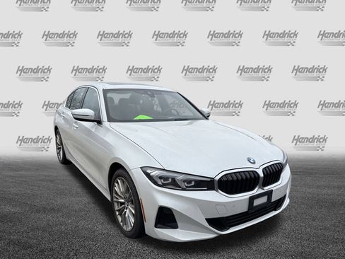 Used 2024 BMW 330i xDrive Sedan w/ Premium Package image 6