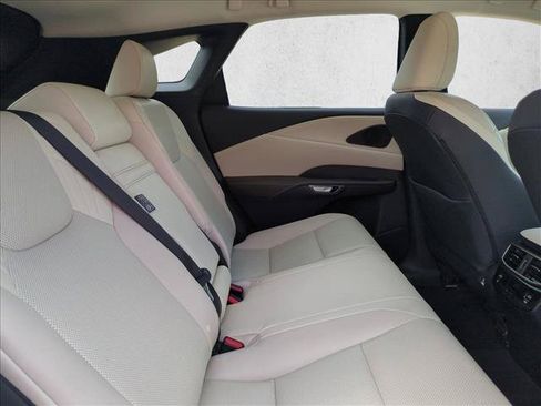 Used 2024 Lexus RX 350 FWD w/ Technology Package image 19