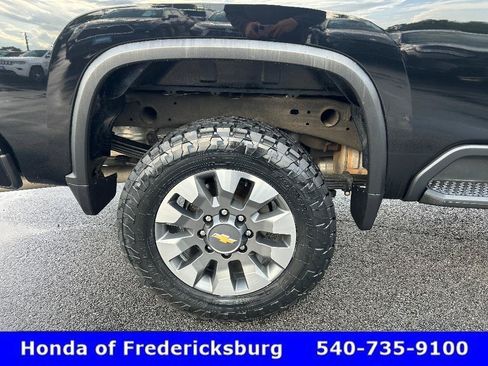 Used 2024 Chevrolet Silverado 2500 Custom w/ Custom Convenience Package AWD/4WD image 31