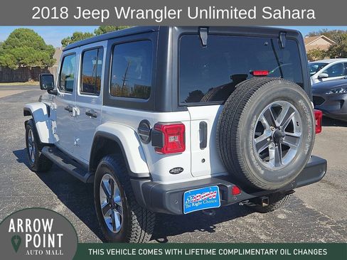 Used 2018 Jeep Wrangler Unlimited Sahara w/ Safety Group image 9