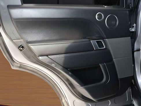 Used 2020 Land Rover Range Rover Sport HSE Dynamic image 21