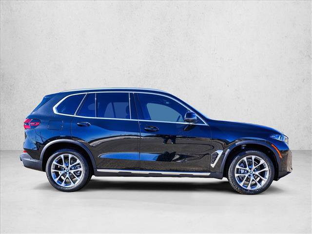 Used 2026 BMW X5 xDrive40i w/ Climate Comfort Package AWD/4WD image 4