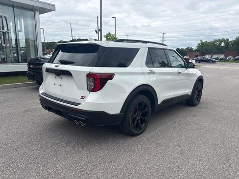 Used 2024 Ford Explorer ST w/ Equipment Group 401A AWD/4WD image 3