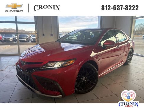 Used 2023 Toyota Camry XSE image 1