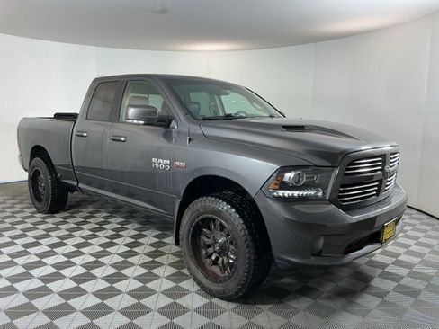 Used 2016 RAM 1500 Sport image 3