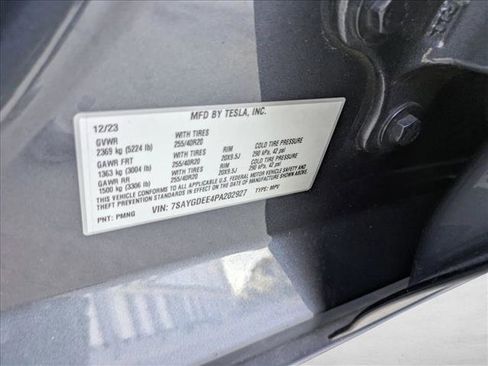 Used 2023 Tesla Model Y Long Range image 15