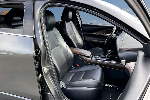 Used 2025 MAZDA CX-30 AWD 2.5 S w/ Premium Package image 28