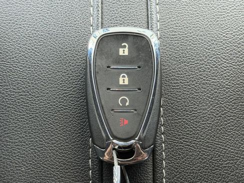 Used 2025 Chevrolet Blazer LT image 21