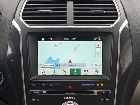 Used 2018 Ford Explorer Limited w/ Equipment Group 301A image 39