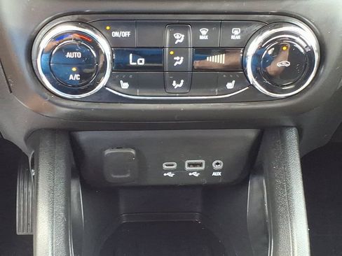 Used 2023 Chevrolet TrailBlazer LT w/ Convenience Package AWD/4WD image 17