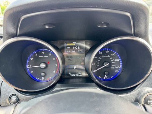 Used 2018 Subaru Outback 2.5i Limited AWD/4WD image 16