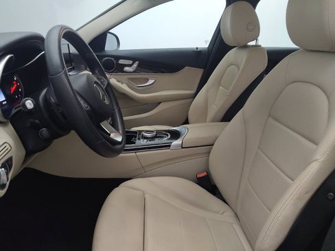 Used 2018 Mercedes-Benz C 300 Sedan w/ Premium Package image 17