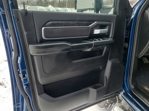 Used 2024 RAM 2500 Big Horn w/ Bed Utility Group image 6