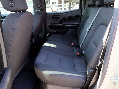 Used 2024 Chevrolet Colorado Trail Boss w/ Technology Package image 17