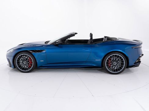 Used 2023 Aston Martin DBS Superleggera Volante image 2