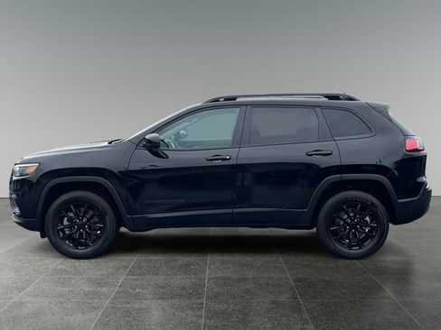 Used 2023 Jeep Cherokee Altitude Lux w/ Lux Elite Package AWD/4WD image 4