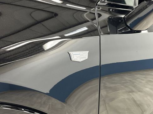 Used 2024 Cadillac XT4 Sport image 38